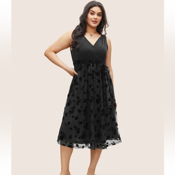 BloomChic Plus Size 2XL Floral Mesh Patchwork Surplice Neck Tank Dress us18-20 - Picture 4 of 5